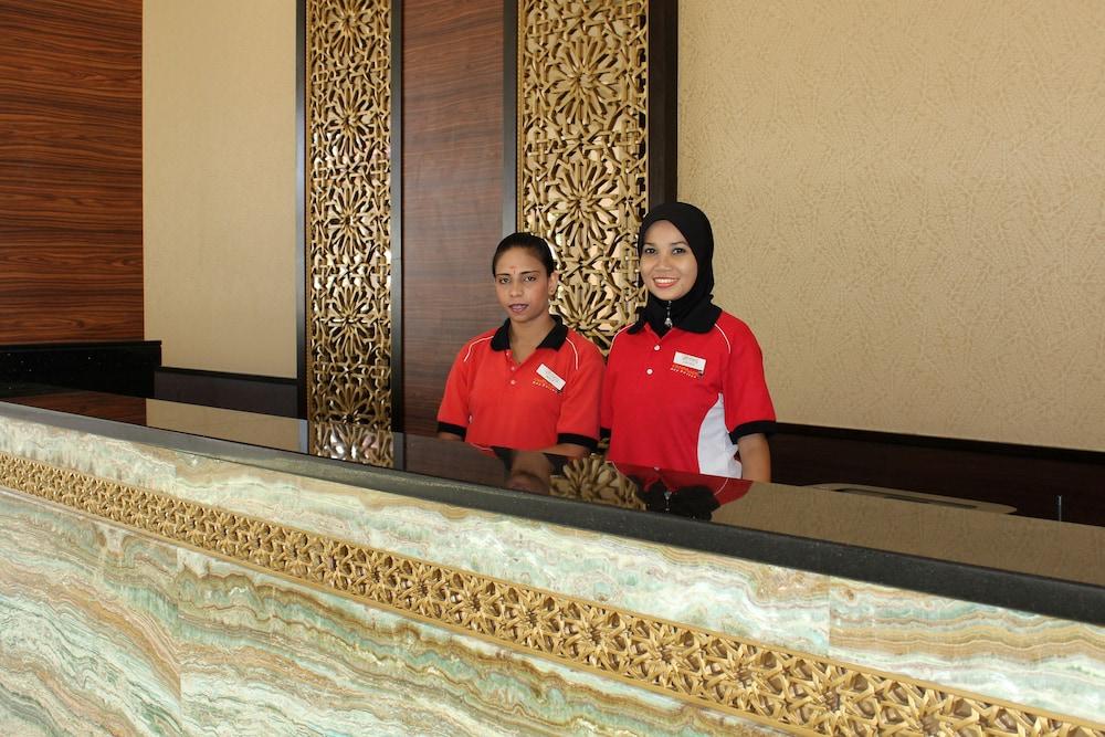 Arabian Bay Resort@ Bukit Gambang Resort City Esterno foto