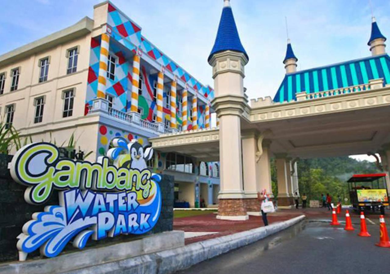 Arabian Bay Resort@ Bukit Gambang Resort City Esterno foto